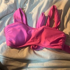 Pink bikini top